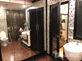 3 Bedroom Condo for sale at Sathorn Park Place, Thung Mahamek, Sathon