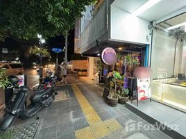  Здания целиком for rent in Khlong Tan Nuea, Щаттхана, Khlong Tan Nuea