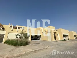 4 chambre Villa à vendre à Bawabat Al Sharq., Baniyas East