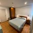 2 Schlafzimmer Wohnung zu verkaufen im The Niche Sukhumvit 49, Khlong Tan Nuea