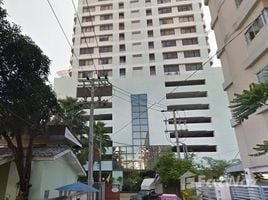 在Lake Green Condominium租赁的2 卧室 公寓, Khlong Toei