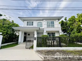 บ้านเดี่ยว 3 ห้องนอน ให้เช่า ในโครงการ แลนด์ แอนด์ เฮ้าส์ พาร์ค, ฉลอง