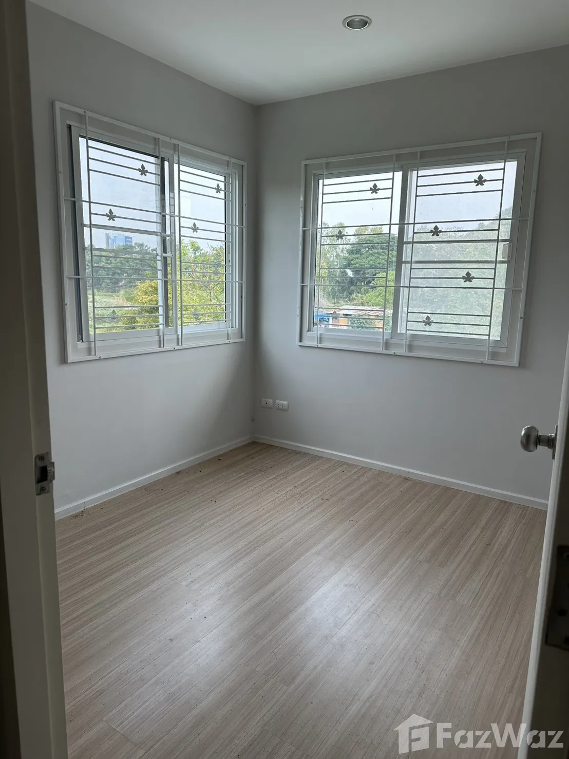For rent 3 ベッドルーム townhouse in Prawet, Bangkok