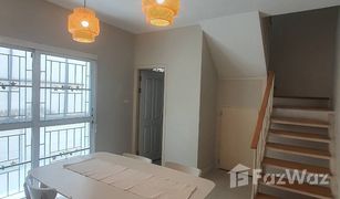 3 Bedrooms Townhouse for sale in Bang Kaeo, Samut Prakan The Colors Premium Bangna KM.8