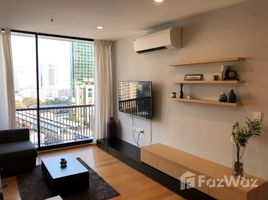 1 Habitación Departamento en venta en Noble Revo Silom, Si Lom