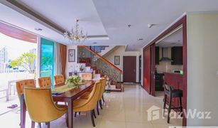 4 Bedrooms Condo for sale in Khlong Tan Nuea, Bangkok Piyathip Place