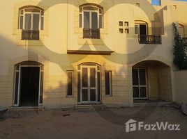 4 спален Вилла на продажу в Gardenia Park, Al Motamayez District