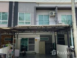 3 Bedroom Townhouse for sale at The Trust Rangsit-Klong 1, Pracha Thipat