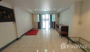 2 Bedrooms Townhouse for sale in Hua Hin City, Hua Hin 