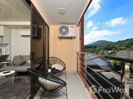 1 спален Квартира на продажу в Rawai Beach Condominium, Раваи