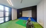 Golf Simulator at ไอดีโอ คิว สุขุมวิท 36