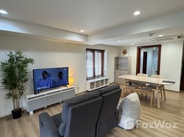 เพนท์เฮ้าส์ 2 ห้องนอน ให้เช่า ในโครงการ ดิ โอลด์ สยาม เพนท์เฮาส์, วังบูรพาภิรมย์