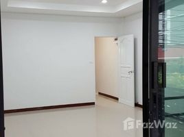 2 спален Таунхаус for sale in Bang Khen, Mueang Nonthaburi, Bang Khen