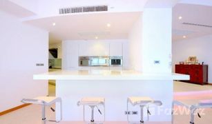 2 Bedrooms Condo for sale in Khlong Ton Sai, Bangkok Supakarn Condominium