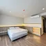 2 Schlafzimmer Appartement zu vermieten im Via 61, Khlong Tan Nuea, Watthana, Bangkok, Thailand