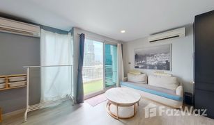2 Bedrooms Condo for sale in Sam Sen Nai, Bangkok Centric Scene Phaholyothin 9
