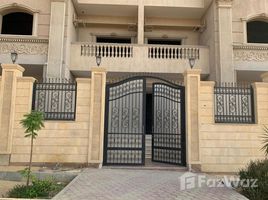 5 Bedroom Apartment for sale at West Arabella, The 5th Settlement, New Cairo City