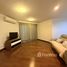 2 спален Кондо в аренду в Belle Grand Rama 9, Huai Khwang, Хуаи Кхщанг