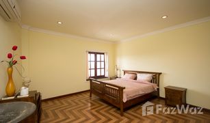 6 Schlafzimmern Villa zu verkaufen in Nong Kae, Hua Hin 