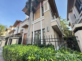 บ้านเดี่ยว 4 ห้องนอน ให้เช่า ในโครงการ บ้านแสนสิริ สุขุมวิท 67, พระโขนงเหนือ