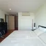 2 Bedroom Apartment for sale at Siri On 8, Khlong Toei