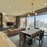 2 спален Кондо в аренду в Vittorio 39, Khlong Tan Nuea