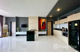 2 bedroom คอนโด for sale at Nai Harn Beach Condominium in ภูเก็ต, ไทย