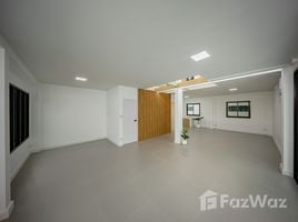 5 спален Дом for rent in IMPACT Arena, Ban Mai, Khlong Kluea