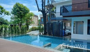 Дом, 9 спальни на продажу в San Phisuea, Чианг Маи 