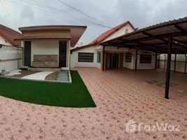 บ้านเดี่ยว 5 ห้องนอน ให้เช่า ในโครงการ วันทนา วิลเลจ, เมืองพัทยา