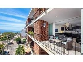 1 спален Кондо на продажу в 205 Lazaro Cardenas 502, Puerto Vallarta, Jalisco