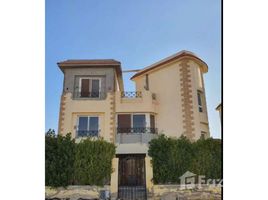 4 chambre Villa à vendre à Golf Al Solimania., Cairo Alexandria Desert Road