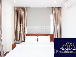 3 спален Квартира в аренду в 3 Bedroom Apartment In Toul Tompoung, Tuol Tumpung Ti Pir