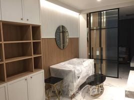 1 спален Квартира в аренду в Noble Ploenchit, Lumphini