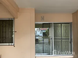 2 chambre Maison de ville for rent in Mueang Chon Buri, Chon Buri, Huai Kapi, Mueang Chon Buri