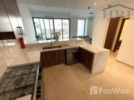 2 Habitación Adosado en venta en Marbella, Mina Al Arab