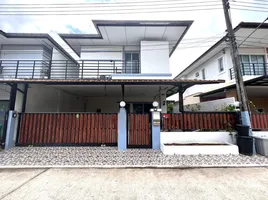 3 Bedroom Villa for sale at Phanason Garden Home Thalang, Thep Krasattri