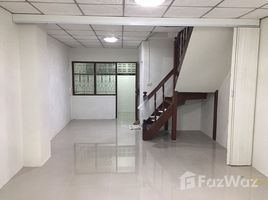 2 Bedrooms House for sale in Ban Mai, Nonthaburi Townhouse Soi Pracha Uthit 17 Near The Airport For Sale