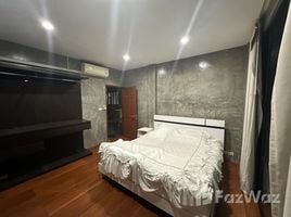 5 спален Дом for sale in Пхукет Тощн, Пхукет, Ratsada, Пхукет Тощн