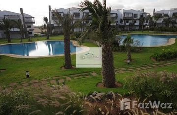 Bel appartement avec grande terrasse à vendre en résidence sécurisée in Bouskoura, Grand Casablanca