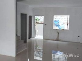 3 Bedroom Townhouse for sale in Nakhon Pathom, Krathum Lom, Sam Phran, Nakhon Pathom