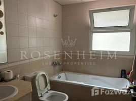 3 спален Дом на продажу в La Residencia Del Sol, La Riviera Estate