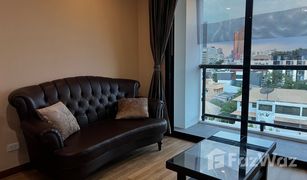 1 Bedroom Condo for sale in Sam Sen Nai, Bangkok D'Rouvre Condominium