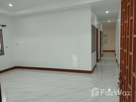 2 спален Таунхаус for sale in Mueang Lamphun, Лампхун, Mueang Nga, Mueang Lamphun