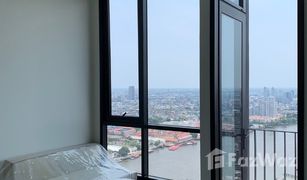 Studio Wohnung zu verkaufen in Bang Lamphu Lang, Bangkok Chapter Charoennakorn–Riverside