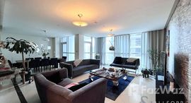 Available Units at 23 Marina