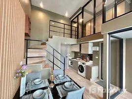 在Ideo Rama 9 - Asoke租赁的2 卧室 公寓, 辉煌