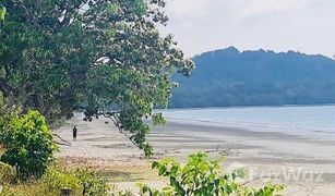 攀牙 Mae Nang Khao N/A 土地 售 