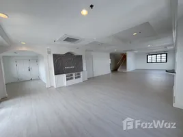 อพาร์ทเม้นท์ 4 ห้องนอน ให้เช่า ในโครงการ จี.พี. แกรนด์ ทาวเวอร์, คลองเตยเหนือ