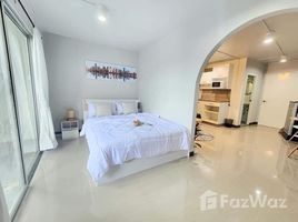 Студия Кондо на продажу в Lanna Condominium, Pa Tan, Mueang Chiang Mai, Чианг Маи